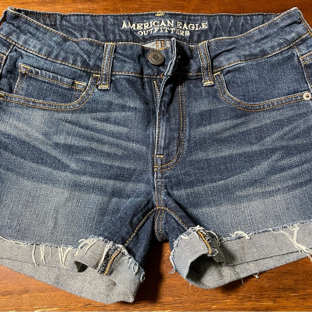 American Eagle Denim Jean Shorts size 6